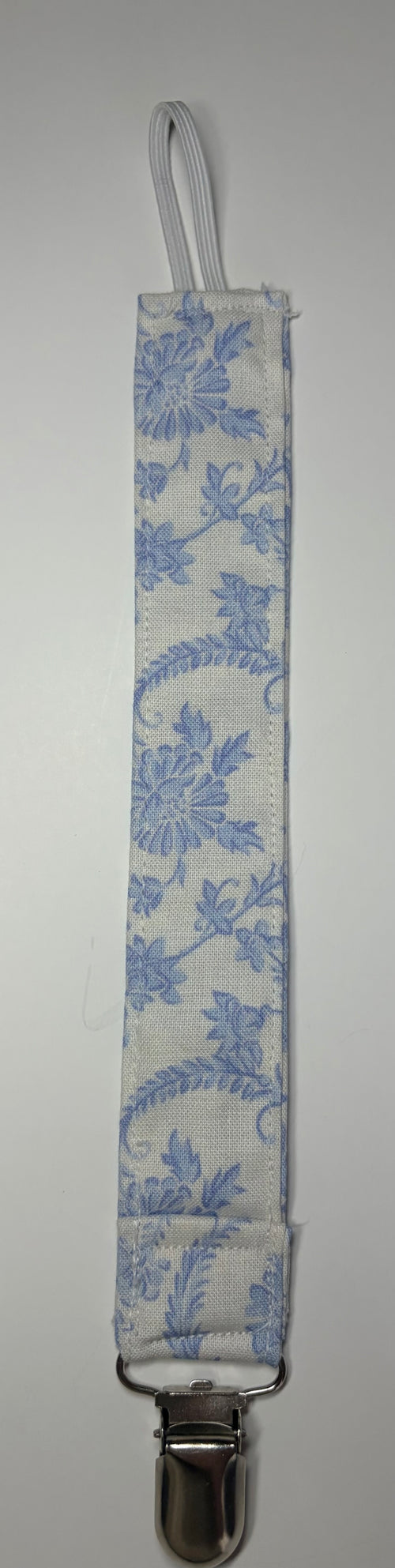 Pacifier clips